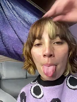 Maggie Geller online show from 17, 2, 2025