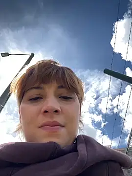 Maggie Geller online show from 3, 12, 2025