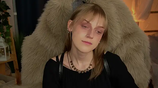 KiraMontoya online show from 6, 4, 2026