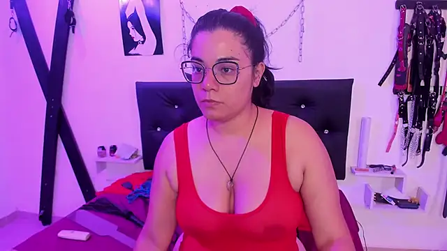 Julieta Carden  online show from 14, 3, 2026