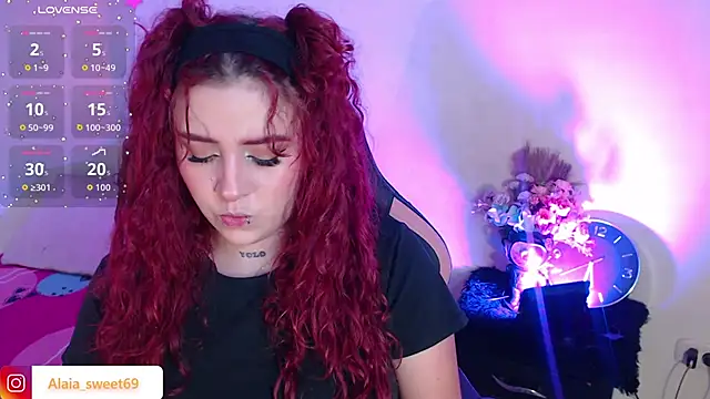 Snapshot of alaia_sweetxxx chatting on 5, 2, 2026 alaia sweetxxx online show from 5, 2, 2026