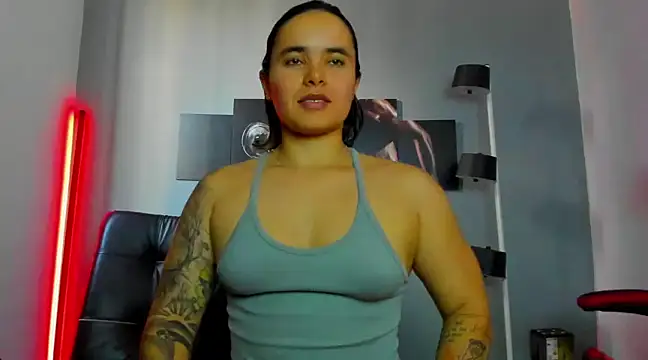 karlyjons12 online show from 20, 2, 2025