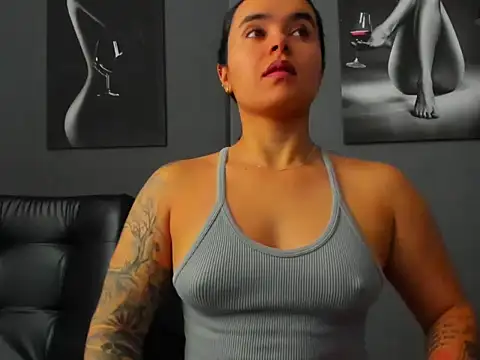 karlyjons12 online show from 8, 4, 2026