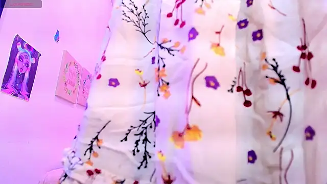 tylla  online show from 22, 3, 2025