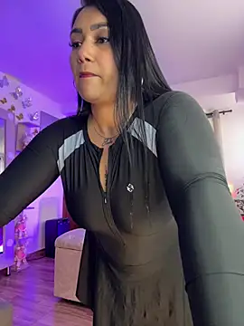 Madissonlove 1 online show from 4, 2, 2026