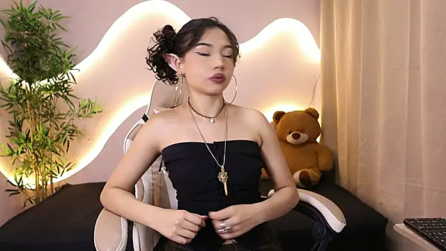 Snapshot of xamixa_ chatting on 29, 9, 2025 xamixa online show from 29, 9, 2025