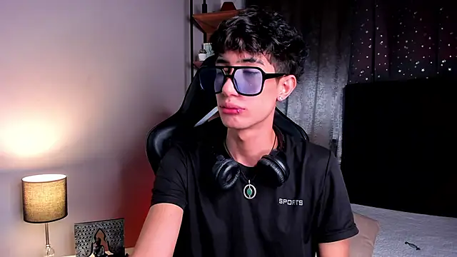 NovaaWheler online show from 22, 11, 2025