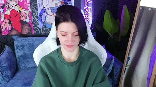 roxy riot  online show from 20, 2, 2025