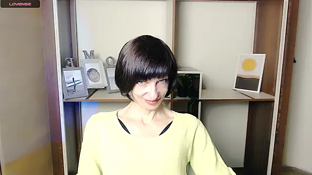  AngeliaFlow  online show from 10, 10, 2025