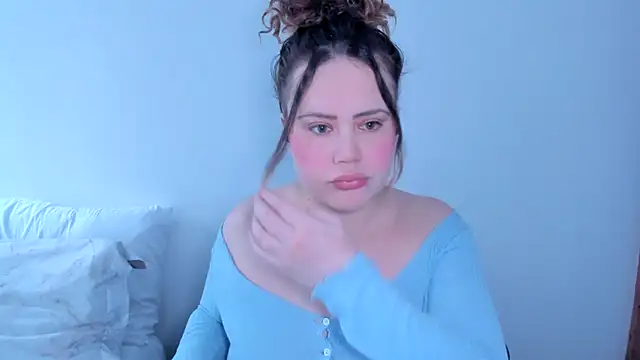 Snapshot of _leana_ chatting on 17, 3, 2025  leana  online show from 17, 3, 2025