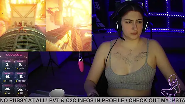 Snapshot of Gamergirl-Linela chatting on 10, 3, 2025 Gamergirl-Linela online show from 10, 3, 2025