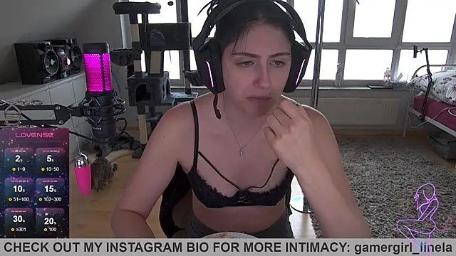 Snapshot of Gamergirl-Linela chatting on 22, 9, 2025 Gamergirl-Linela online show from 22, 9, 2025