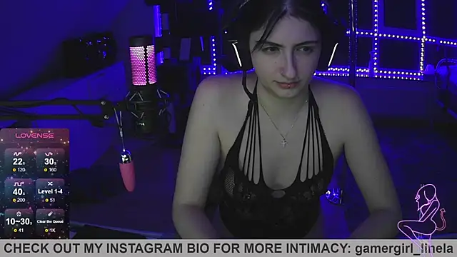 Snapshot of Gamergirl-Linela chatting on 9, 10, 2025 Gamergirl-Linela online show from 9, 10, 2025