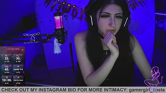 Snapshot of Gamergirl-Linela chatting on 28, 10, 2025 Gamergirl-Linela online show from 28, 10, 2025