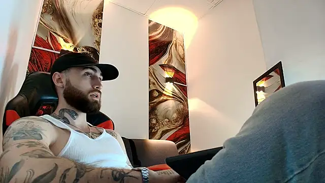 Luke davis01 online show from 28, 4, 2026