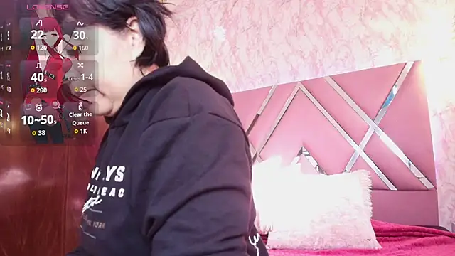 Saori Sann  online show from 18, 12, 2025