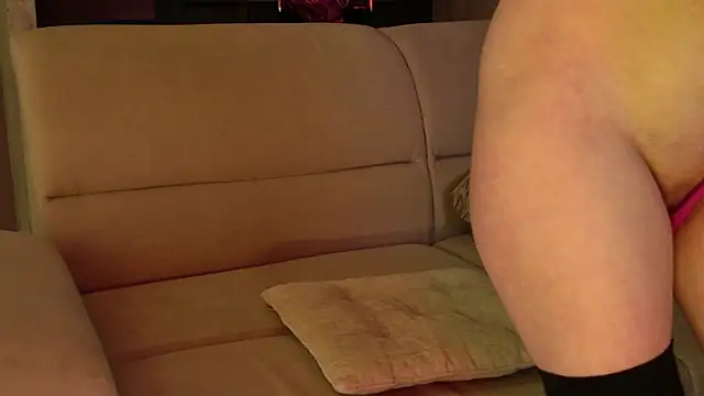 Snapshot of Bella_amory chatting on 22, 2, 2025 Bella amory online show from 22, 2, 2025