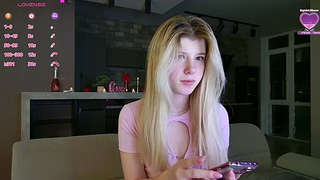 Snapshot of Bella_amory chatting on 27, 2, 2025 Bella amory online show from 27, 2, 2025