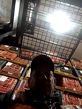 Snapshot of 26menny74 chatting on 8, 11, 2025 26menny74 online show from 8, 11, 2025