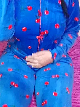 Malika-697 online show from 26, 11, 2025