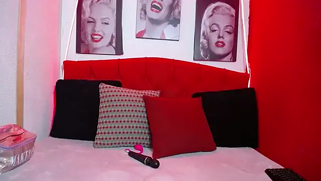 Tiana Ebony18 online show from 6, 4, 2026