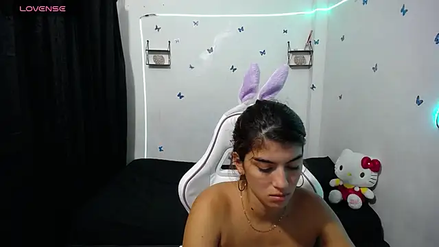 hello kityy25 online show from 14, 2, 2025