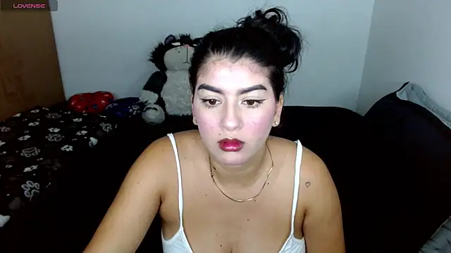Snapshot of hello_kityy25 chatting on 20, 5, 2026 hello kityy25 online show from 20, 5, 2026