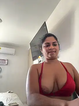 Snapshot of Tana_latin chatting on 29, 4, 2026 Tana latin online show from 29, 4, 2026