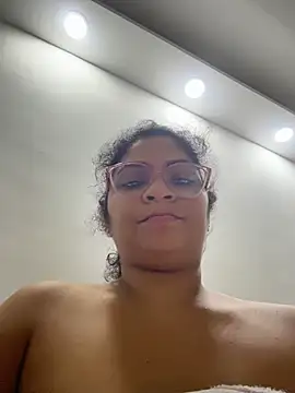 Snapshot of Tana_latin chatting on 25, 7, 2026 Tana latin online show from 25, 7, 2026