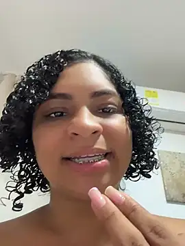 Snapshot of Tana_latin chatting on 5, 8, 2026 Tana latin online show from 5, 8, 2026