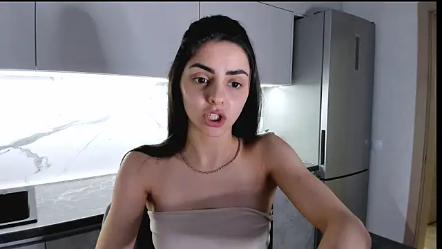 EmiliaZen online show from 8, 2, 2025