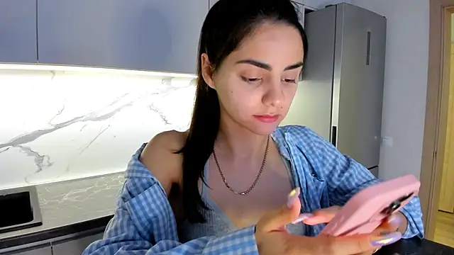 EmiliaZen online show from 18, 3, 2025