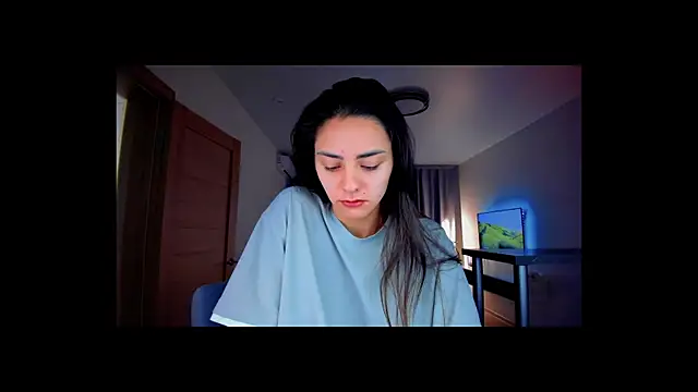 EmiliaZen online show from 7, 10, 2025