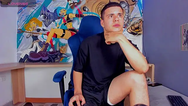 Sebastian Phoenix online show from 6, 3, 2025