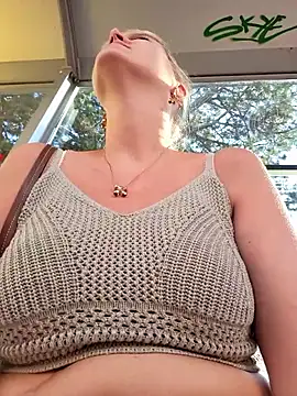 Sexybiene969 online show from 8, 9, 2025