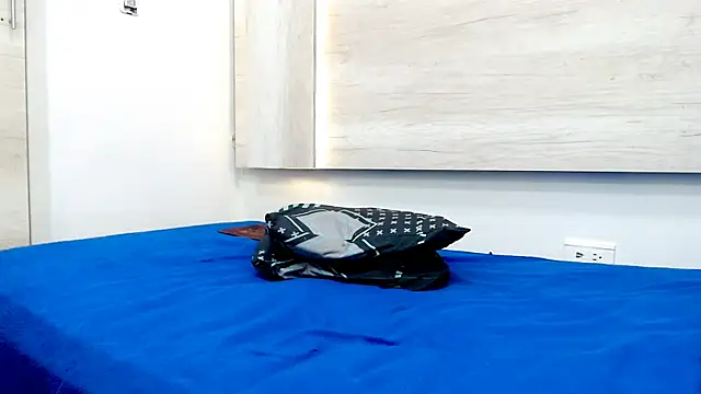 Dirty Kingg online show from 25, 2, 2025