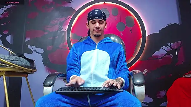 Dirty Kingg online show from 7, 11, 2025