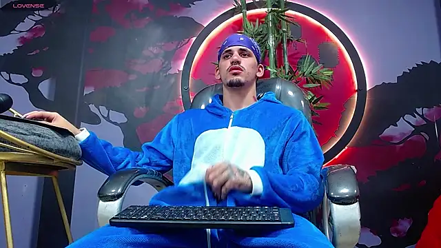 Dirty Kingg online show from 11, 11, 2025