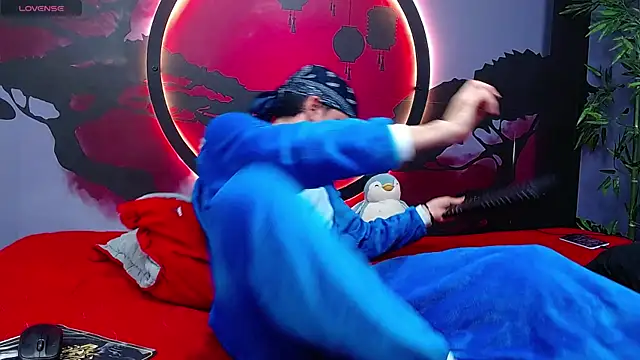 Dirty Kingg online show from 3, 12, 2025