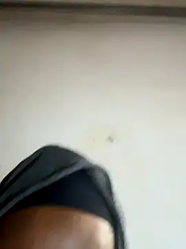 OneWhoBringsJoy online show from 9, 11, 2025