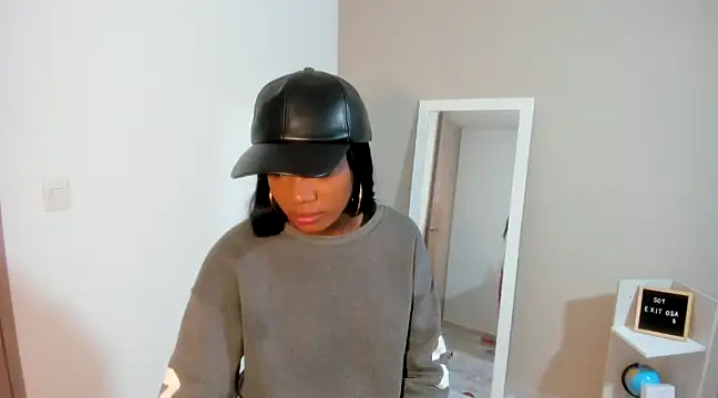 enyelsalas2 online show from 11, 3, 2025