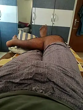 Tamil small cock online show from 26, 4, 2026