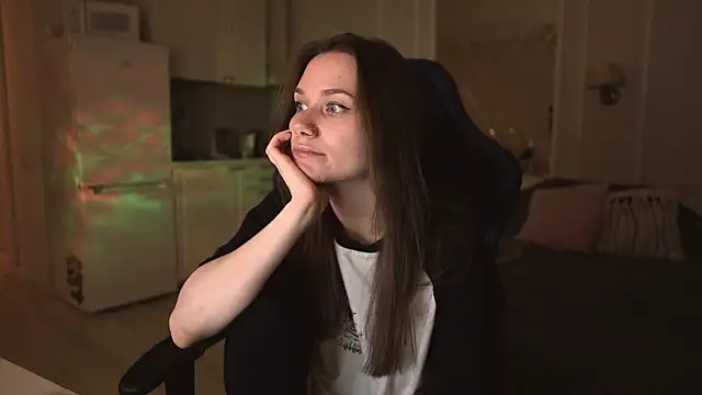 Snapshot of alexa_feels_ chatting on 14, 3, 2025 alexa feels online show from 14, 3, 2025
