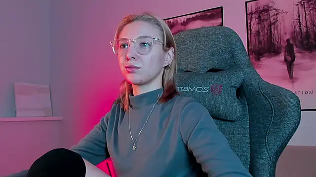 Snapshot of PhilippaAdamas chatting on 22, 2, 2025 PhilippaAdamas online show from 22, 2, 2025