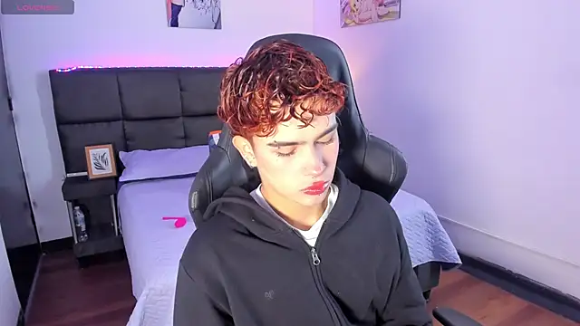 Aiiden 15 online show from 15, 11, 2025