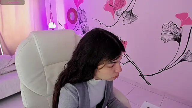Snapshot of Isabela_Fiorelli chatting on 28, 4, 2026 Isabela Fiorelli online show from 28, 4, 2026