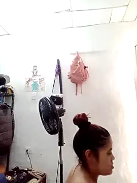 Snapshot of EsperanzaAndJey chatting on 11, 9, 2025 EsperanzaAndJey online show from 11, 9, 2025