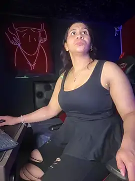 Carola-Ross online show from 15, 3, 2025