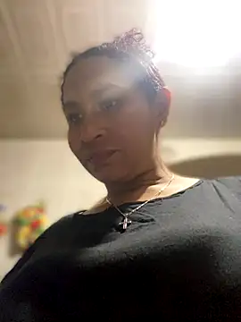 Carola-Ross online show from 19, 9, 2025