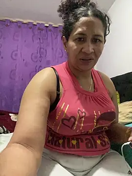 Snapshot of Carola-Ross chatting on 27, 4, 2026 Carola-Ross online show from 27, 4, 2026